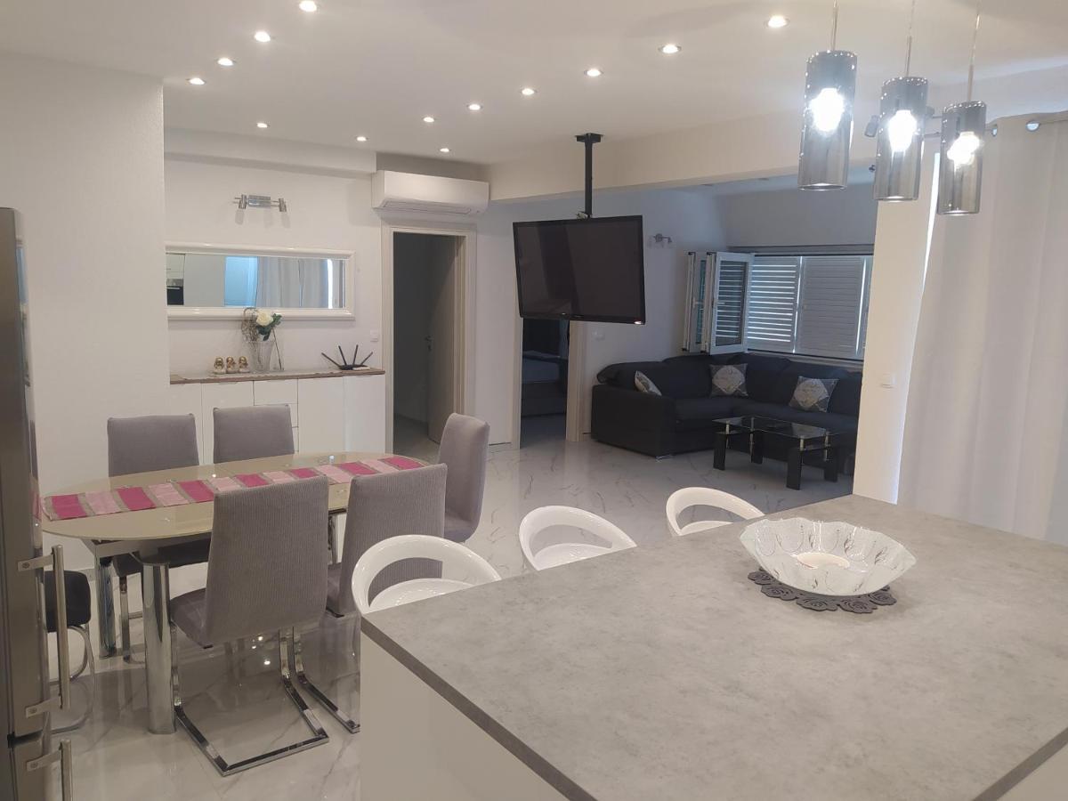 Apartmani Trubi 3 ヴォディツェ エクステリア 写真