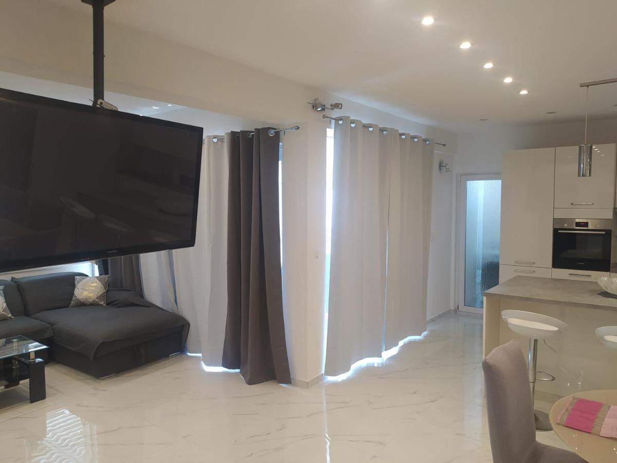 Apartmani Trubi 3 ヴォディツェ エクステリア 写真