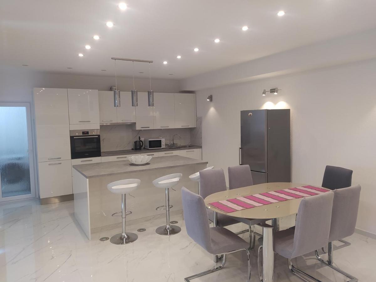 Apartmani Trubi 3 ヴォディツェ エクステリア 写真